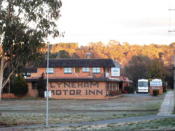 Lyneham Motor Inn