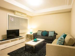 Amaaze Airport Apartments