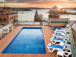 Holiday Inn Old Sydney