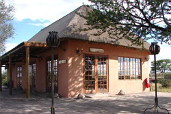 Kalahari Rest Lodge Kang Botswana