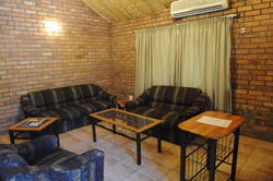 Kwa Nokeng Lodge Martins Drift Botswana