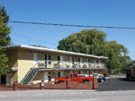 Lakeside Villa Motel