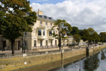 places to stay in Bedford