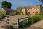 places to stay in Enstone