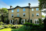 places to stay in Glossop