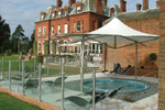hotels in Tring England