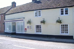 places to stay in Warminster