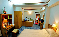 Central Hotel Yangon