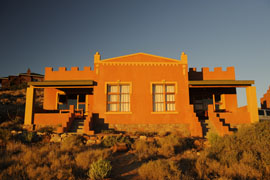  Namibia  hotel - Desert Horse Inn Aus