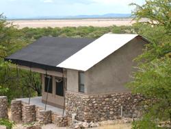 Uukwaluudhi Safari Lodge Namibia
