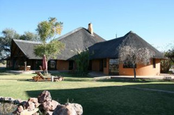 Kambaku Safari Lodge  Namibia