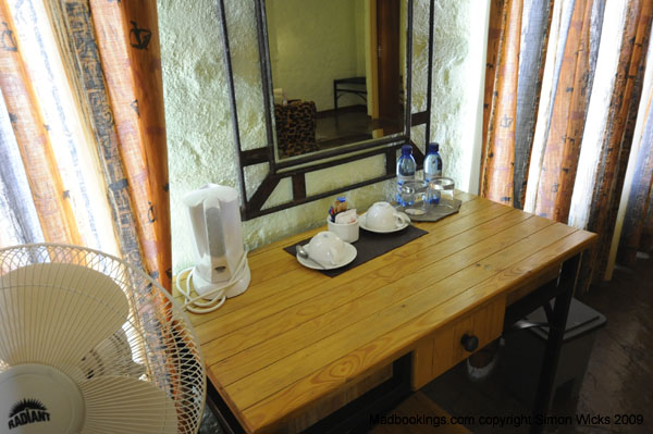 solitaire_country_lodge_room_02