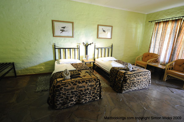 solitaire_country_lodge_room_11