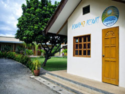Alona42 Resort