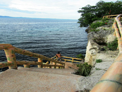 Alexis Cliff Dive Resort Bohol