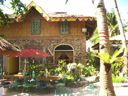 Villa de Oro Beach Resort