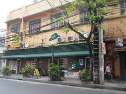Slouch Hat Inn Manila