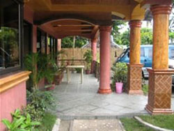 Coco Grove Tourist Inn