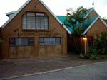 Travellers Lodge and Backpackers