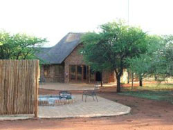 13 Makhato Bush Lodge