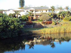 Tweni Waterfront Guest Lodge 