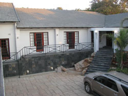 Midmoon Guest House