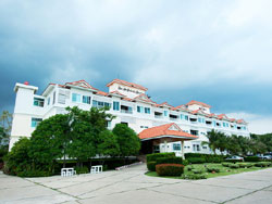 Taweeporn Condotel Resort
