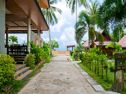 Kaw Kwang Beach Resort