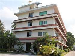 Dumrong Town Hotel Koh Samui
