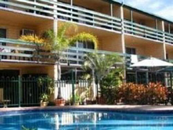 Airlie Beach YHA