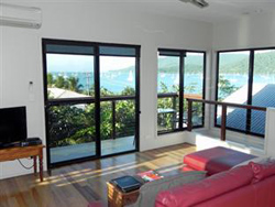 Airlie Waterfront Bed & Breakfast