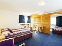 Airlodge International Motel