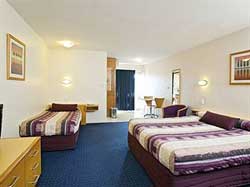 Airlodge International Motel