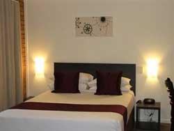 Airport Admiralty Motel