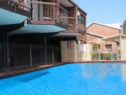 Airport Admiralty Motel