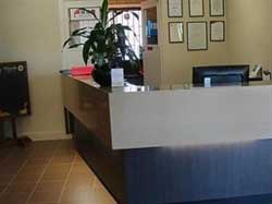 Airport Admiralty Motel