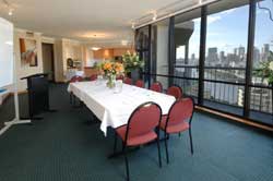 Central Hillcrest Apartment