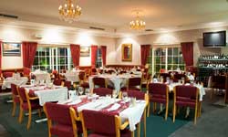 Coopers Colonial Motel