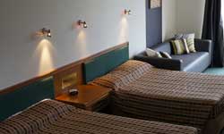 Coopers Colonial Motel