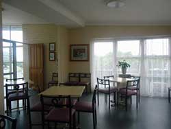 Kingsford Riverside  Inn