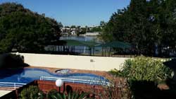 Kirribilli Riverfront Apartments 