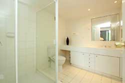 Kirribilli Riverfront Apartments 