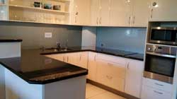 Kirribilli Riverfront Apartments 