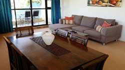 Kirribilli Riverfront Apartments 