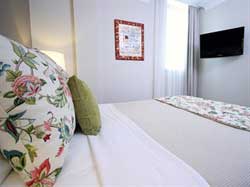 The Manor Apartments Hotel