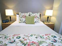 The Manor Apartments Hotel