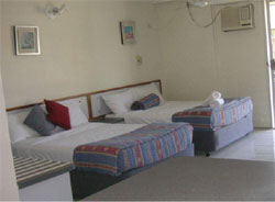 Cairns Holiday Lodge