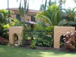 Oasis Inn Apartments