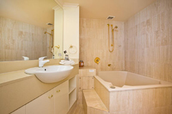 19th Avenue On The Beach