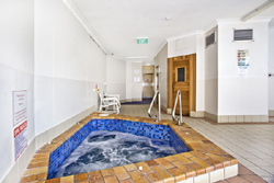 19th Avenue On The Beach